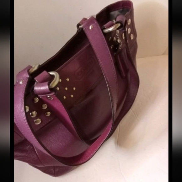 Coach East West Purse Tote Bag Womens Purple Medium F15235 Studded Leather Y2K - Picture 9 of 10